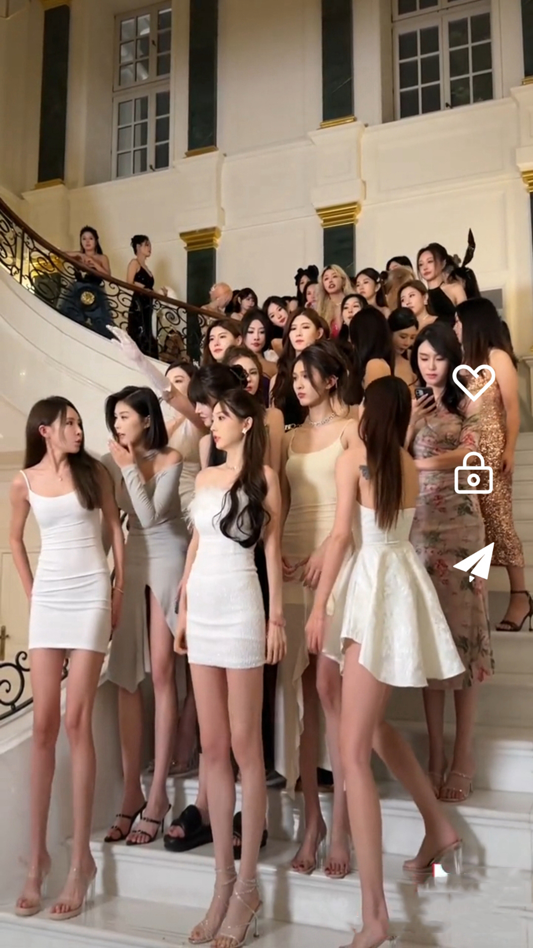 短靴配什么裤子好看截图